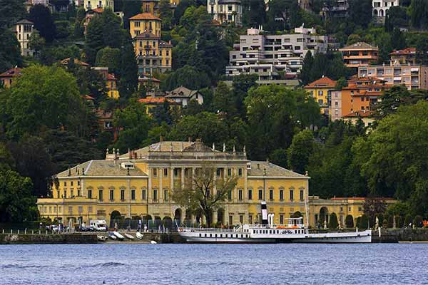 Villa Olmo in Como on Lake Como is one of the most beautiful villas there